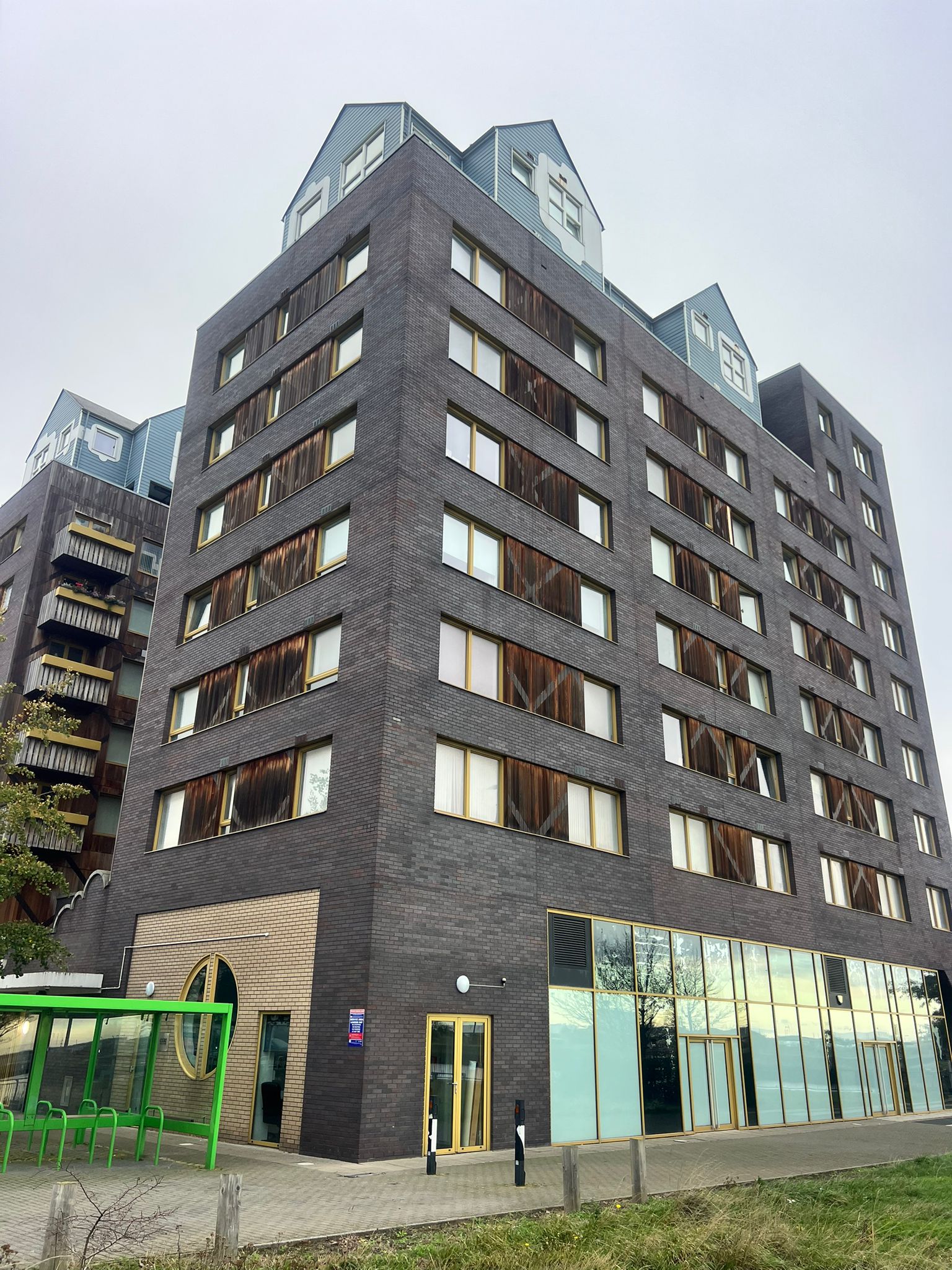 558b9587-2e07-4aae-bd9f-913171415d18